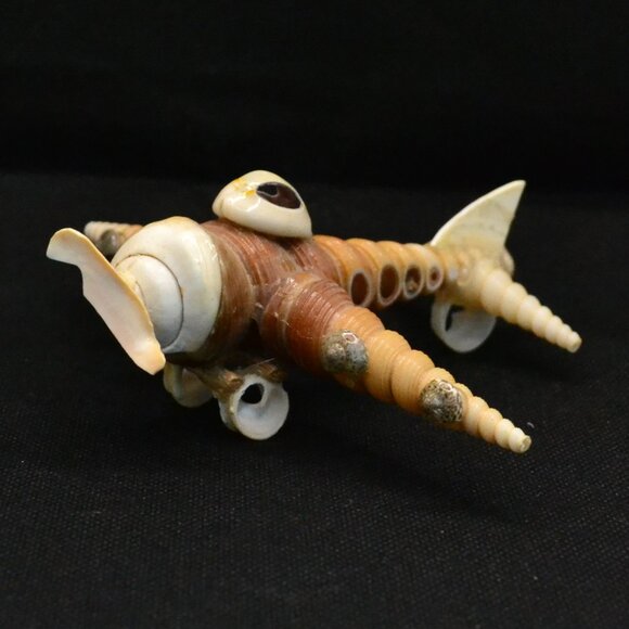 Unique Shell Crafted Airplane Folk Art Nautical Decor Aviation Beach Theme - Picture 1 of 7